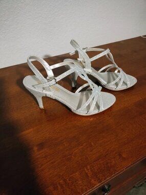 Sparkling High Heel Shoes
